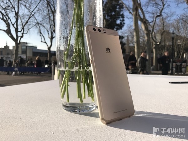 2017年的把妹诀窍：竟是会拍人像......